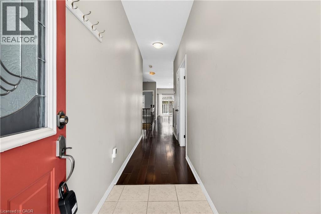 26 Manitoulin Trail, Glanbrook, Ontario  L9B 2X8 - Photo 6 - 40803550