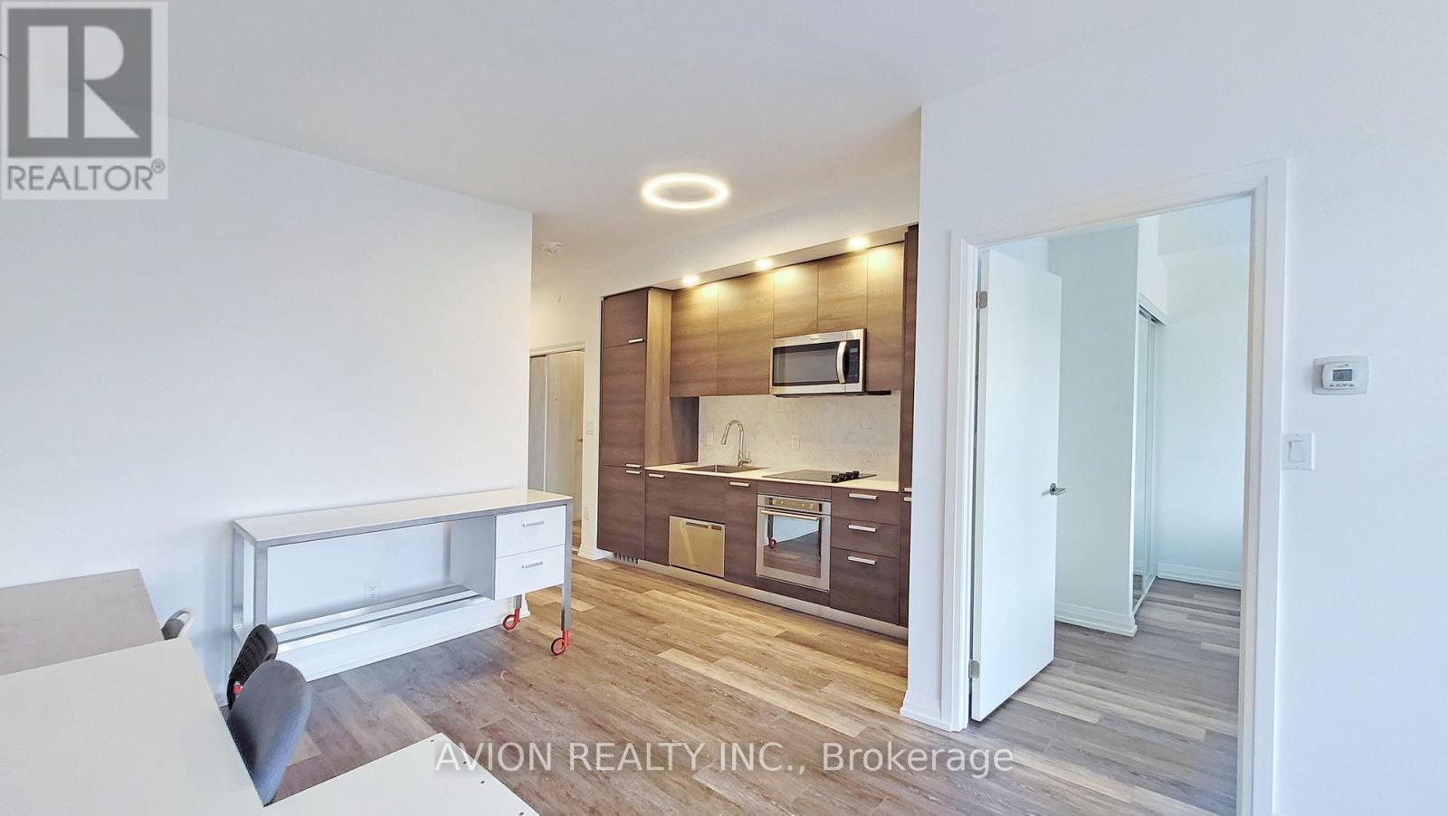 2508 - 75 Canterbury Place, Toronto, Ontario  M2N 2N1 - Photo 3 - C12934208