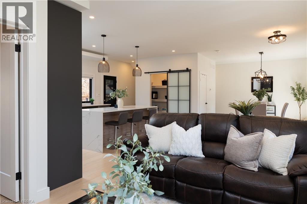 40 Varadi Avenue, Brantford, Ontario  N3R 3N3 - Photo 15 - 40811249