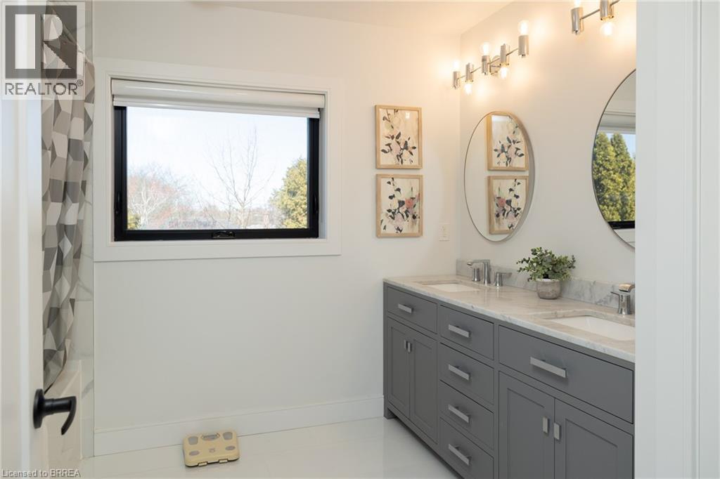 40 Varadi Avenue, Brantford, Ontario  N3R 3N3 - Photo 24 - 40811249