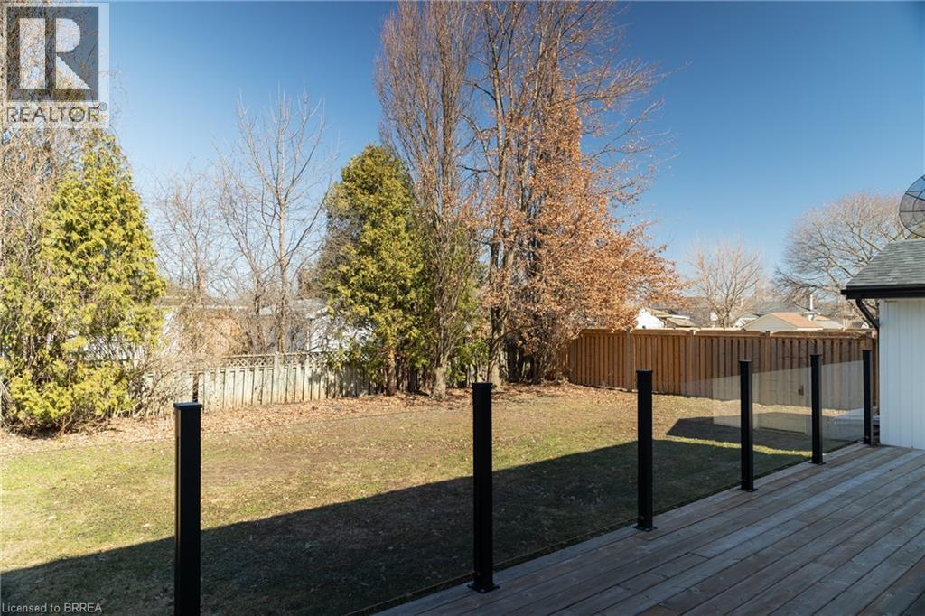 40 Varadi Avenue, Brantford, Ontario  N3R 3N3 - Photo 7 - 40811249