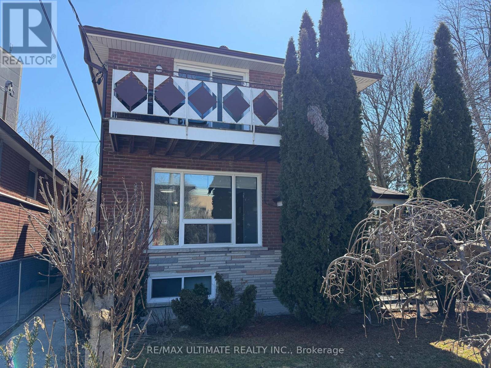 Main - 43 Chapman Avenue, Toronto, Ontario  M4B 1C6 - Photo 2 - E12934178