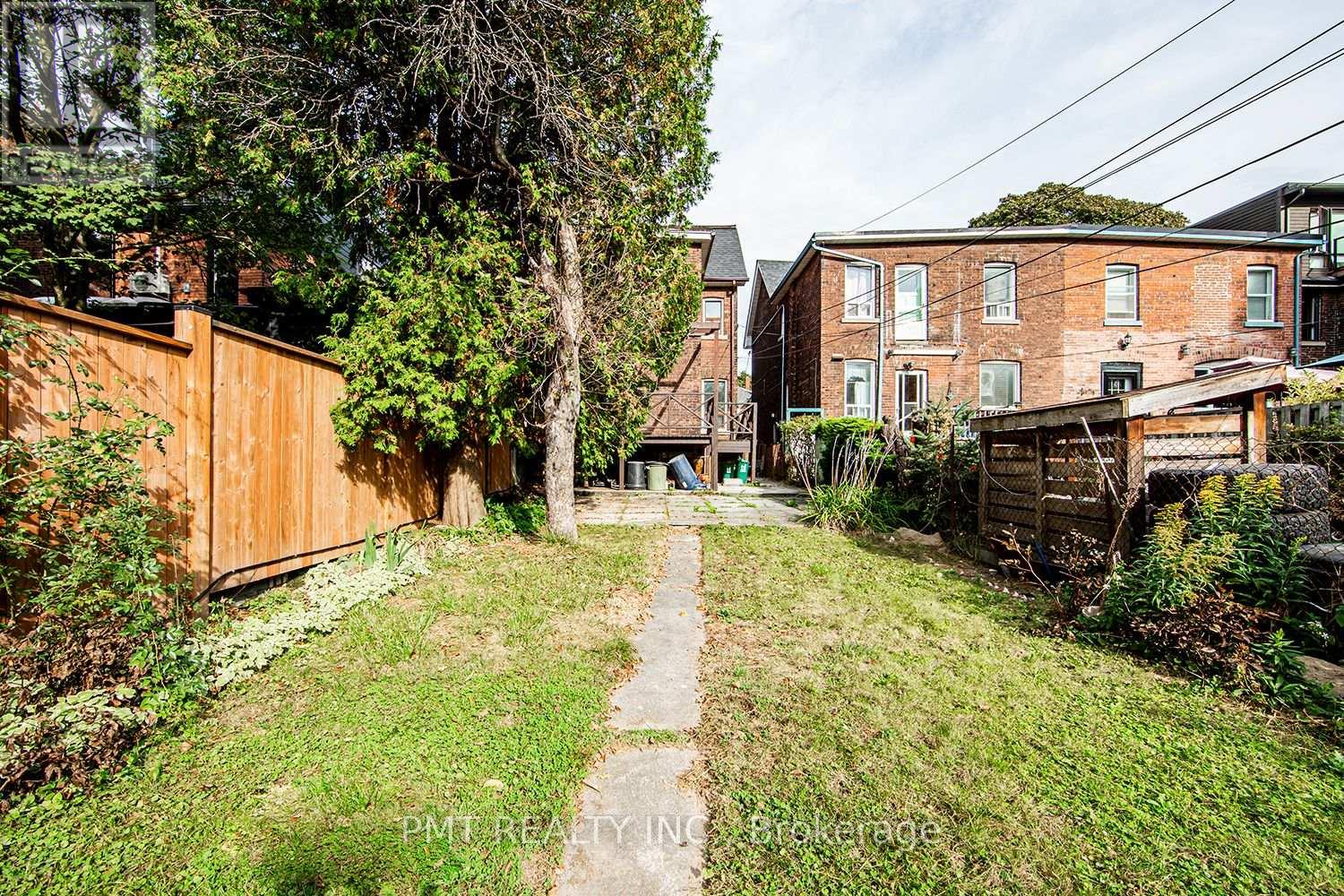 Main - 25 Sandford Avenue, Toronto, Ontario M4L 2E6 - Photo 25 - E12934218