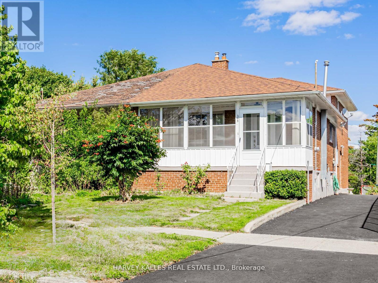 205 VAUXHALL DRIVE, Toronto, Ontario