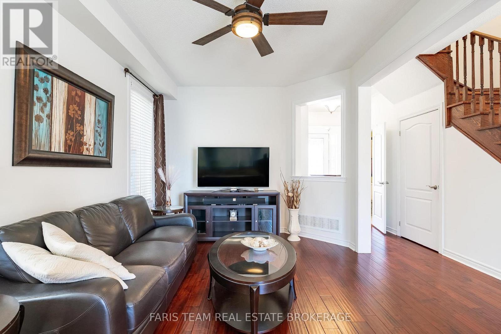 93 Collier Crescent, Essa, Ontario  L3W 0M8 - Photo 13 - N12934116