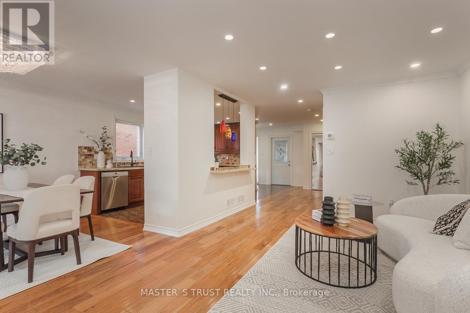 97 Pauline Court, Vaughan, Ontario  L4K 3G8 - Photo 10 - N12934204