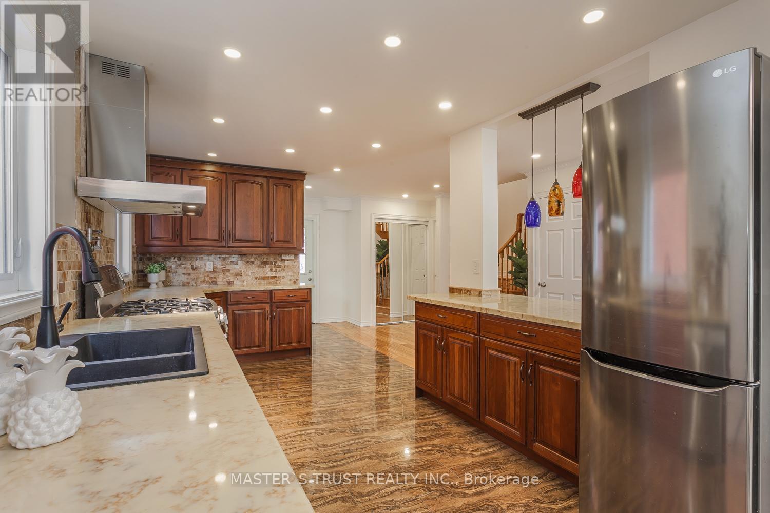 97 Pauline Court, Vaughan, Ontario  L4K 3G8 - Photo 11 - N12934204