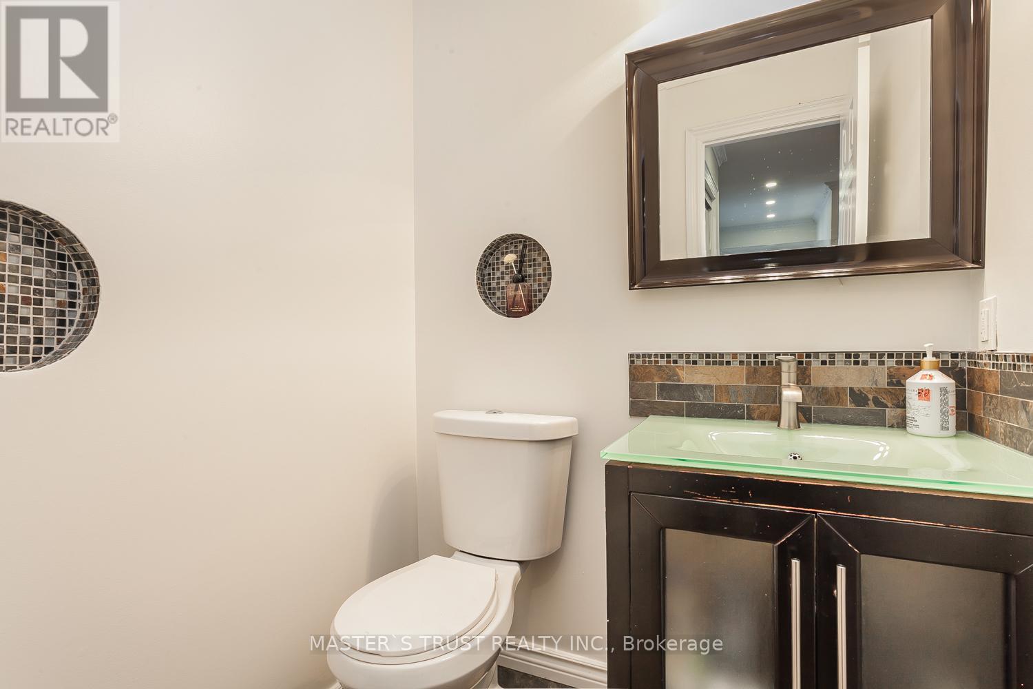 97 Pauline Court, Vaughan, Ontario  L4K 3G8 - Photo 23 - N12934204