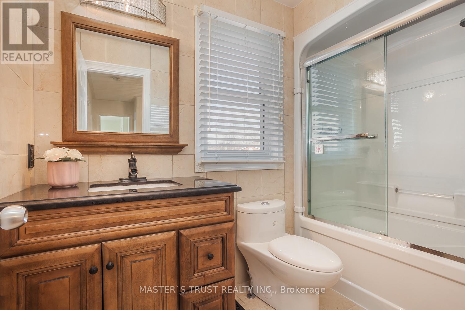 97 Pauline Court, Vaughan, Ontario  L4K 3G8 - Photo 25 - N12934204