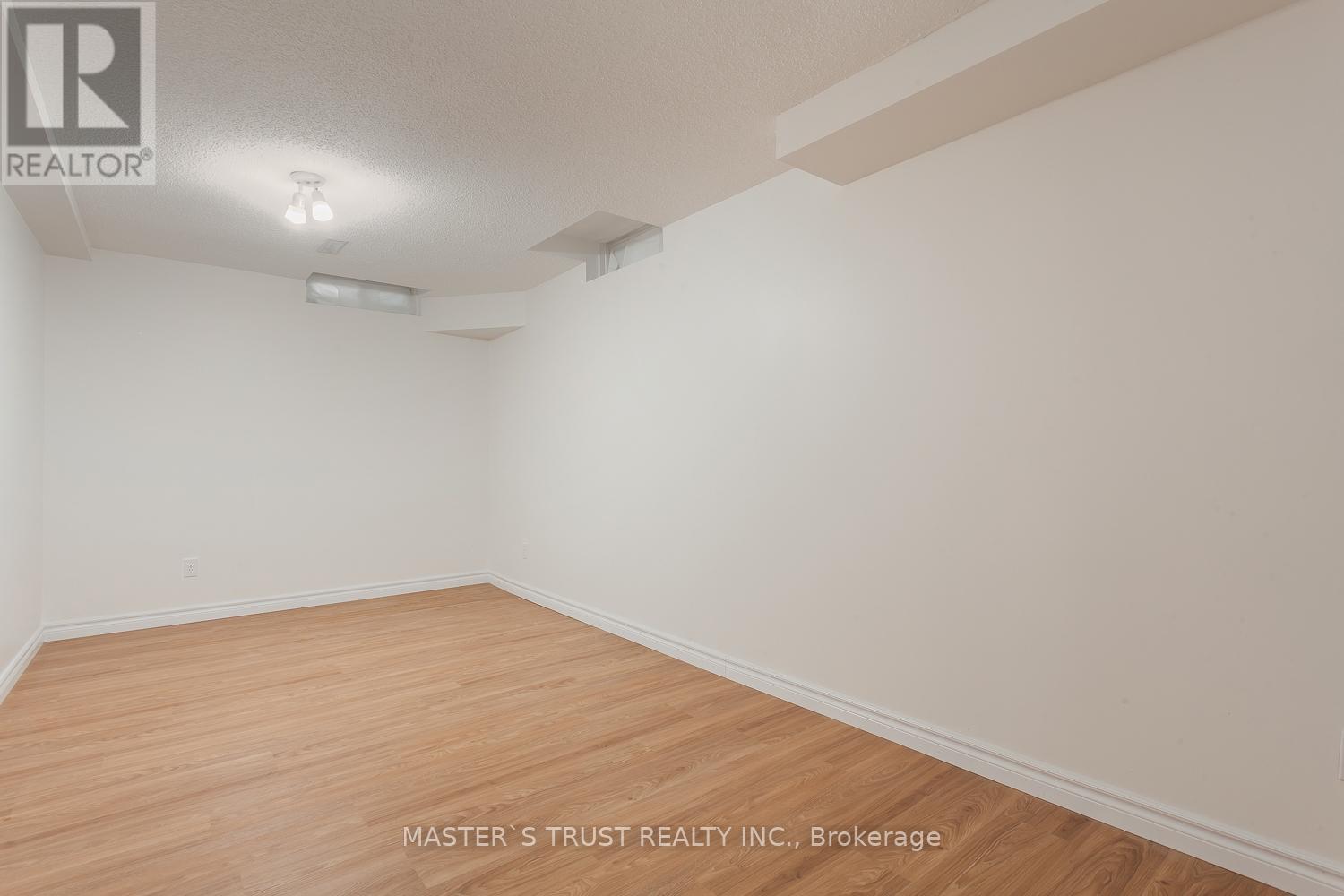 97 Pauline Court, Vaughan, Ontario  L4K 3G8 - Photo 31 - N12934204