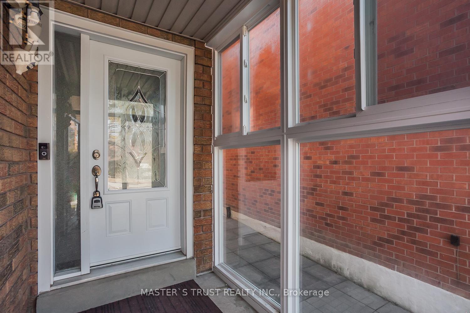 97 Pauline Court, Vaughan, Ontario  L4K 3G8 - Photo 37 - N12934204