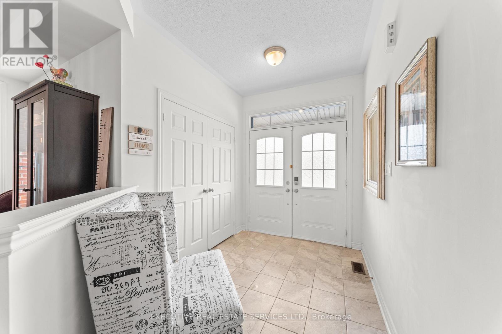 112 Turner Drive, New Tecumseth, Ontario  L0G 1W0 - Photo 5 - N12933838