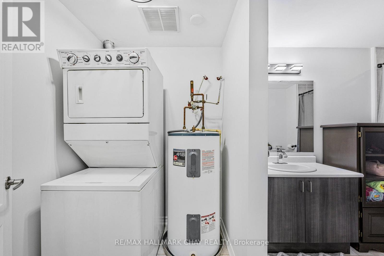 409 - 41 Ferndale Drive S, Barrie (Ardagh), Ontario  L4N 5T6 - Photo 11 - S12934194