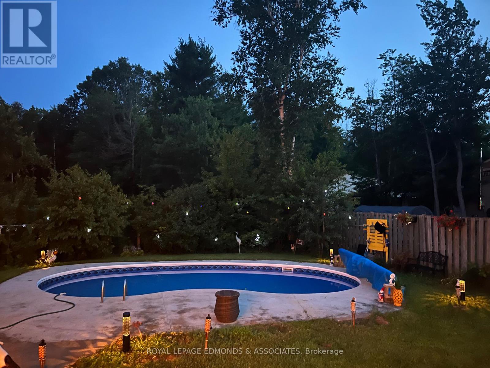 58 Hilda Street, Petawawa, Ontario  K8H 2Z5 - Photo 6 - X12932318