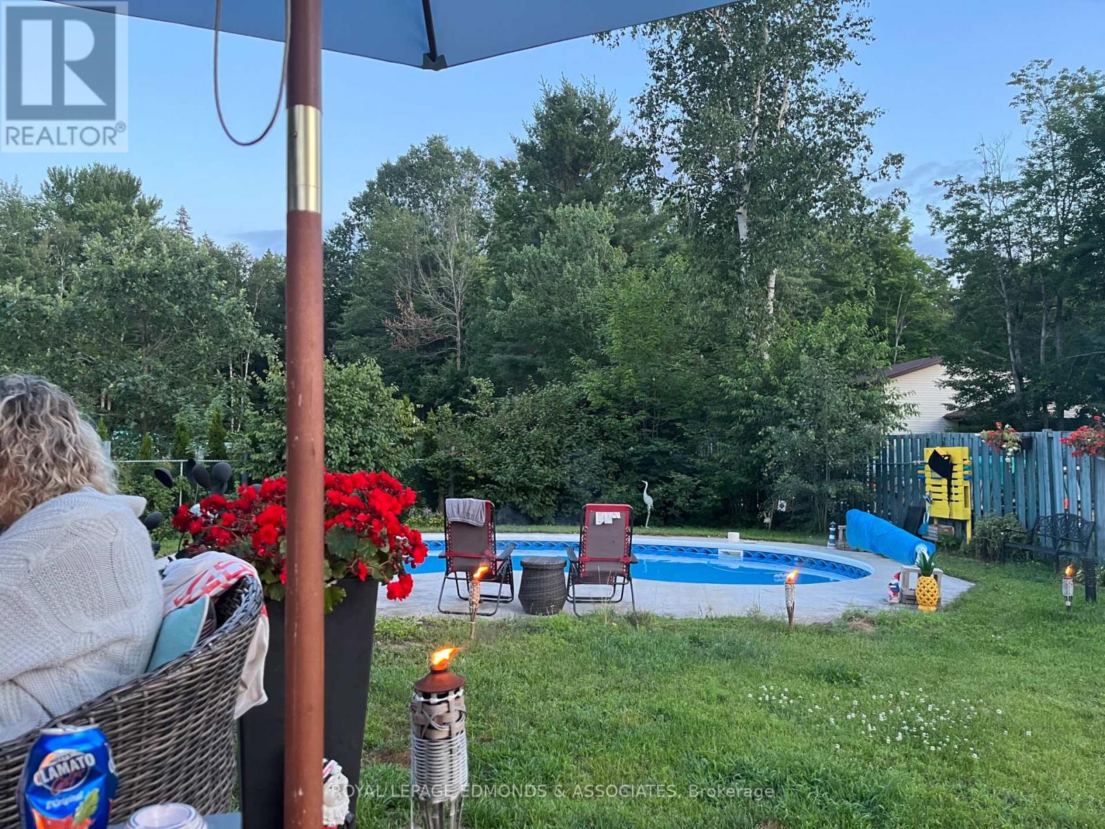 58 Hilda Street, Petawawa, Ontario  K8H 2Z5 - Photo 7 - X12932318