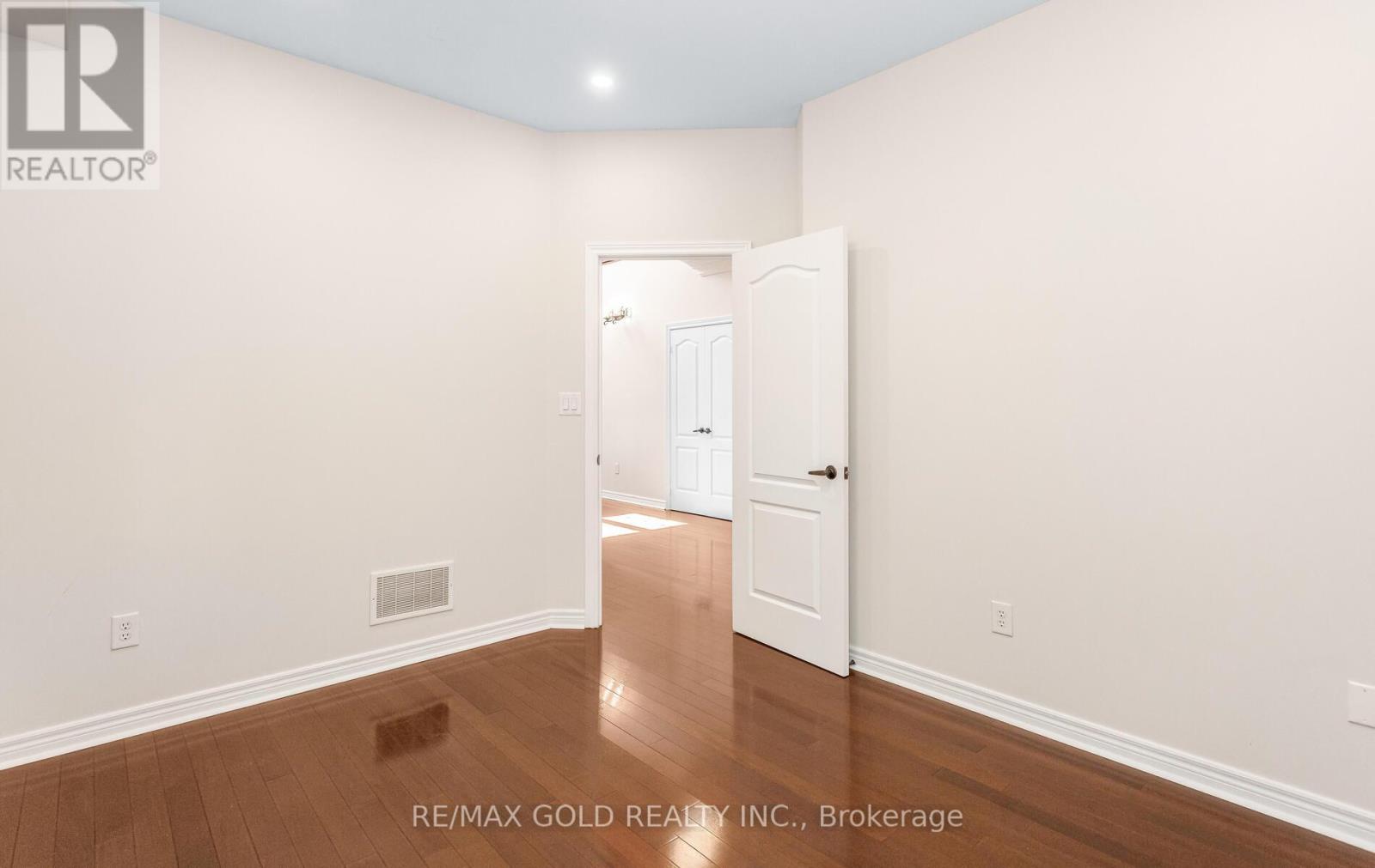 3129 Gladish Grove, Mississauga (Churchill Meadows), Ontario  L5M 0C3 - Photo 18 - W12934122