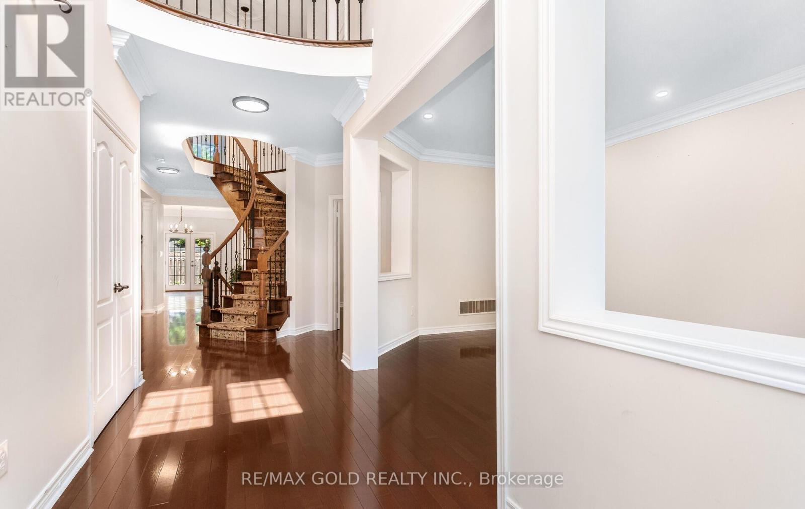 3129 Gladish Grove, Mississauga (Churchill Meadows), Ontario  L5M 0C3 - Photo 4 - W12934122