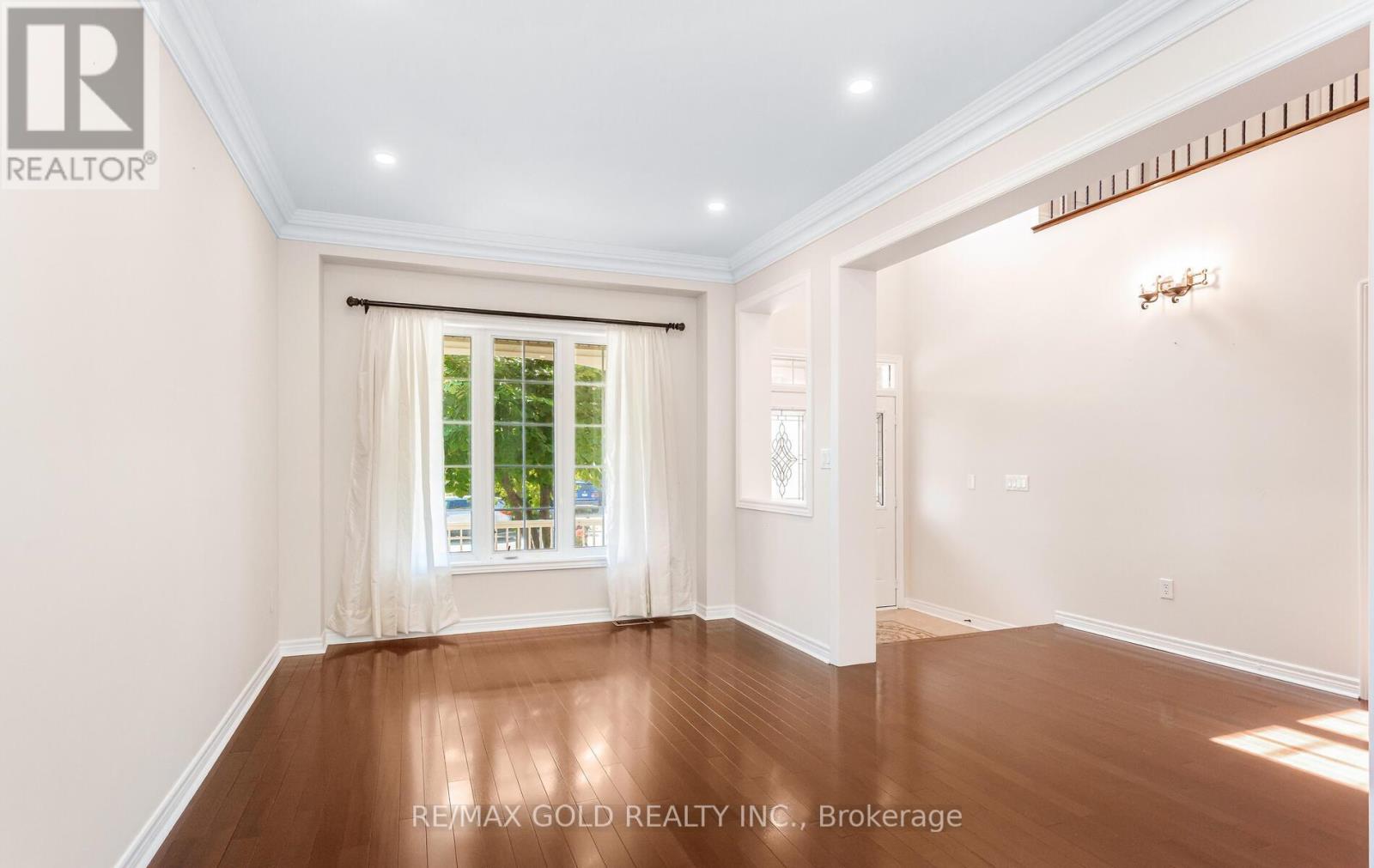 3129 Gladish Grove, Mississauga (Churchill Meadows), Ontario  L5M 0C3 - Photo 5 - W12934122