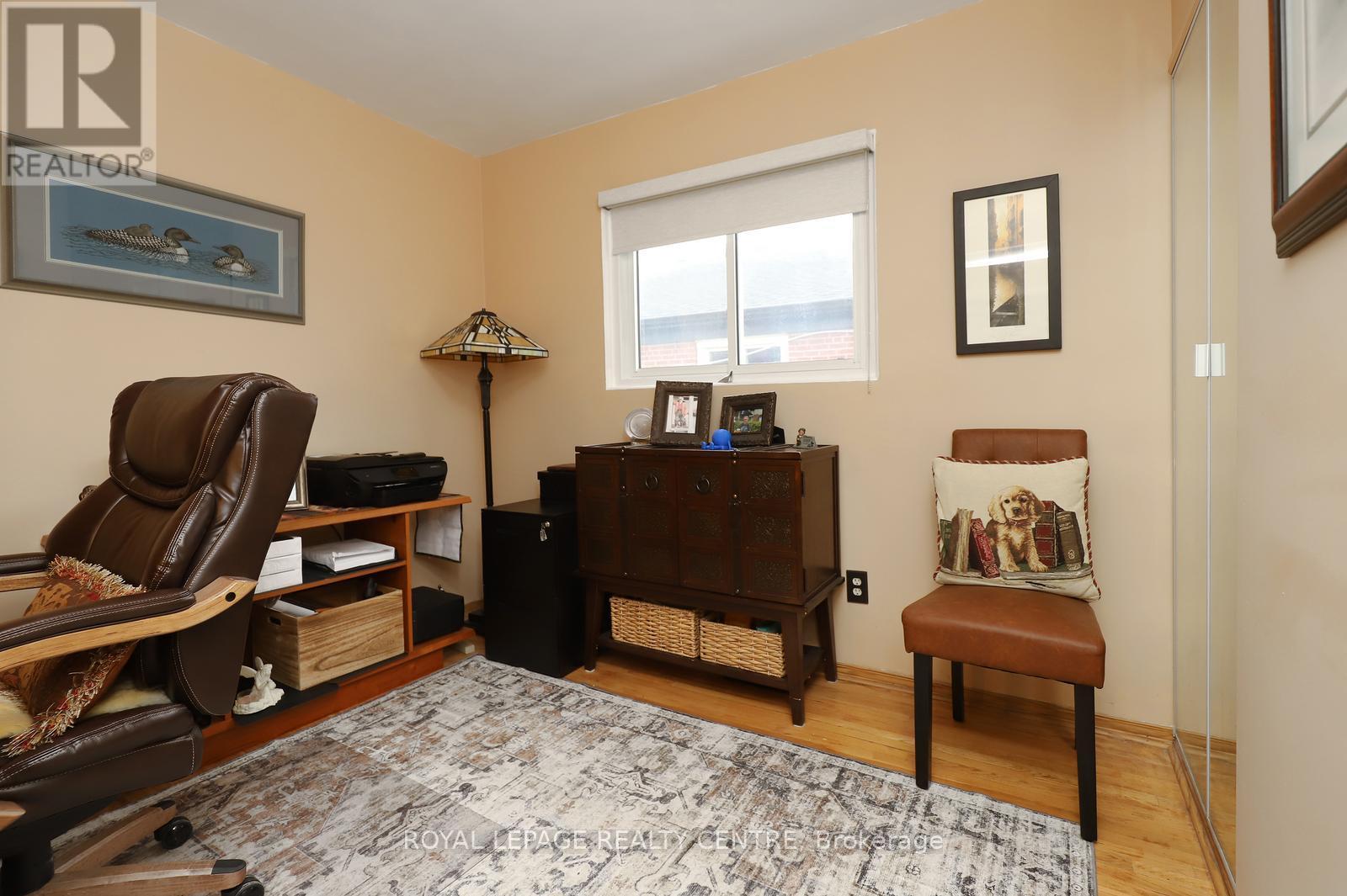 3638 Anniversary Road, Mississauga (Erindale), Ontario  L5C 2G1 - Photo 23 - W12934164