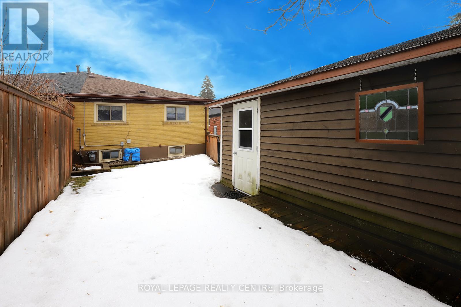 3638 Anniversary Road, Mississauga (Erindale), Ontario  L5C 2G1 - Photo 37 - W12934164