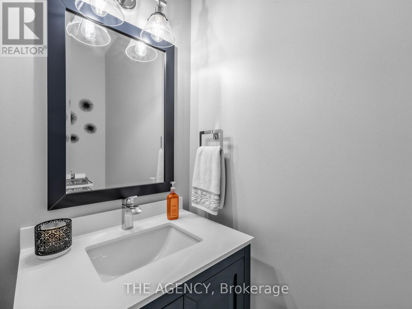 57 Morningside Drive, Halton Hills, Ontario  L7G 0H6 - Photo 7 - W12934196