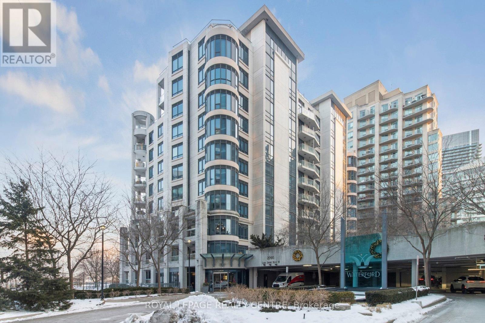 220 - 2095 Lake Shore Boulevard W, Toronto, Ontario  M8V 4G4 - Photo 2 - W12934214