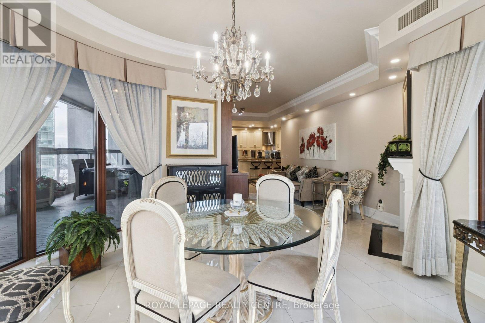 220 - 2095 Lake Shore Boulevard W, Toronto, Ontario  M8V 4G4 - Photo 9 - W12934214