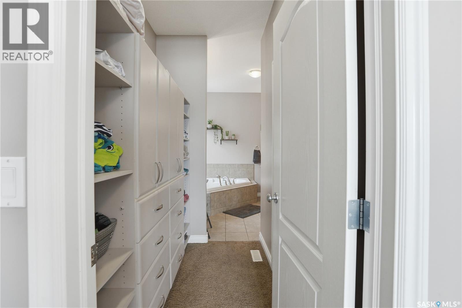 234 Greenfield Crescent, Saskatoon, Saskatchewan  S7R 0B6 - Photo 16 - SK031553