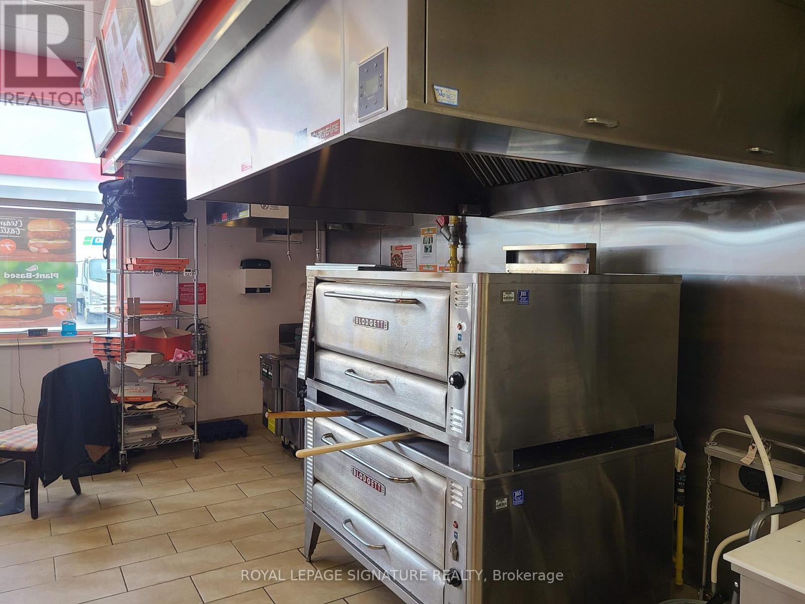 752 Queen Street E, St. Marys, Ontario  N4X 1G2 - Photo 19 - X12934100