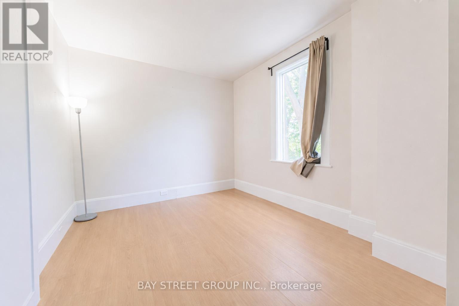 64 Sherbourne Street, Port Hope, Ontario  L1A 1H2 - Photo 7 - X12934106