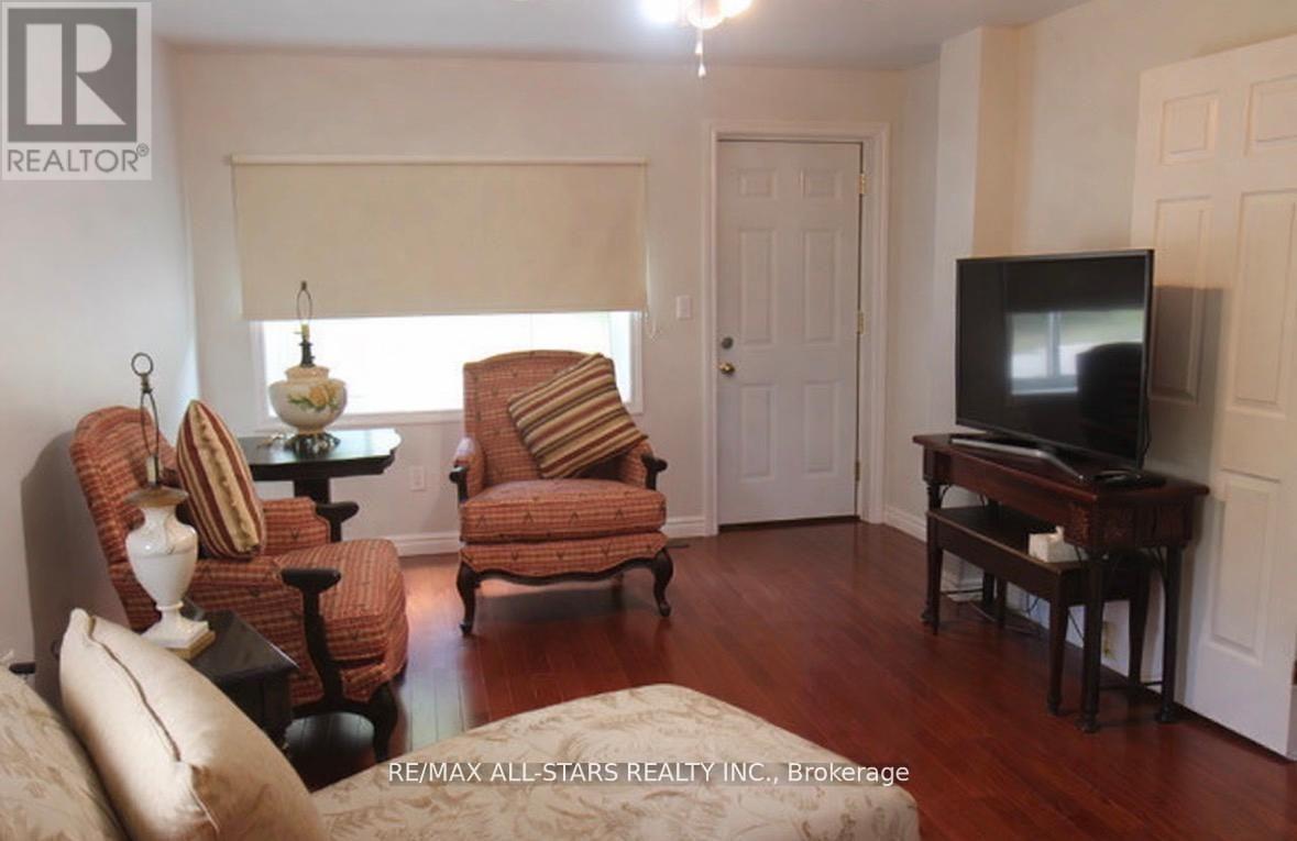 77 Bobcaygeon Road, Minden Hills, Ontario  K0M 2K0 - Photo 10 - X12934192