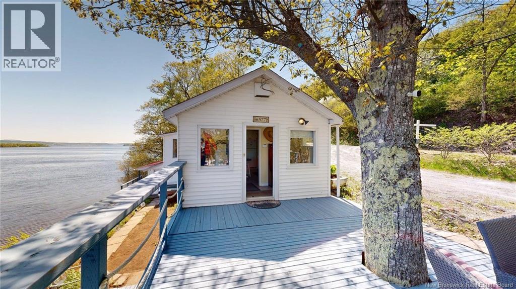 6577 Route 102, Oak Point, New Brunswick  E5M 2G9 - Photo 13 - NB135538