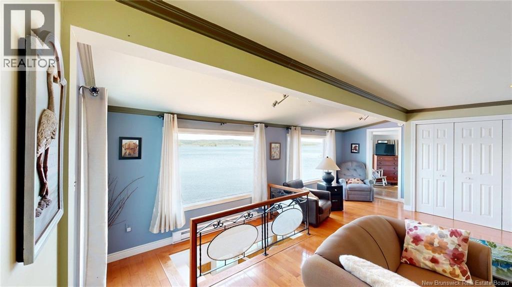 6577 Route 102, Oak Point, New Brunswick  E5M 2G9 - Photo 18 - NB135538