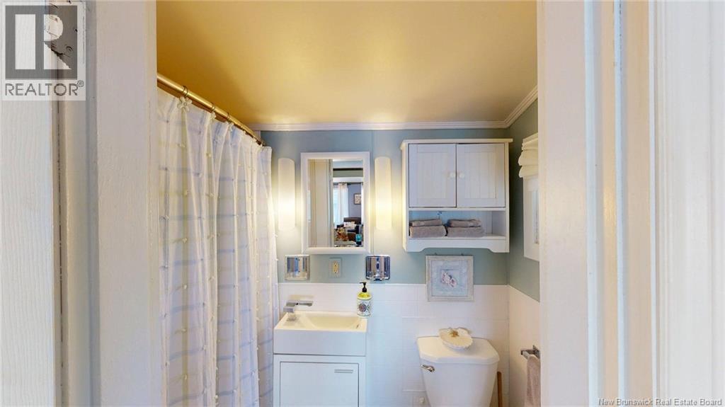 6577 Route 102, Oak Point, New Brunswick  E5M 2G9 - Photo 22 - NB135538