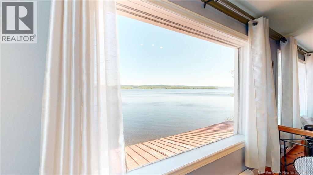 6577 Route 102, Oak Point, New Brunswick  E5M 2G9 - Photo 25 - NB135538