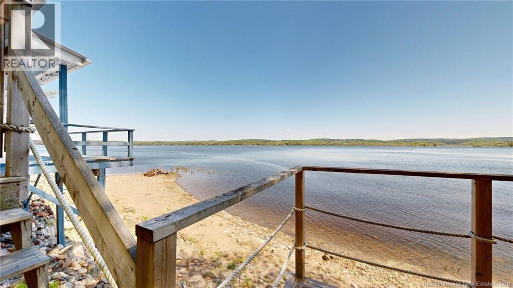 6577 Route 102, Oak Point, New Brunswick  E5M 2G9 - Photo 34 - NB135538