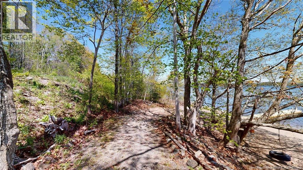 6577 Route 102, Oak Point, New Brunswick  E5M 2G9 - Photo 44 - NB135538
