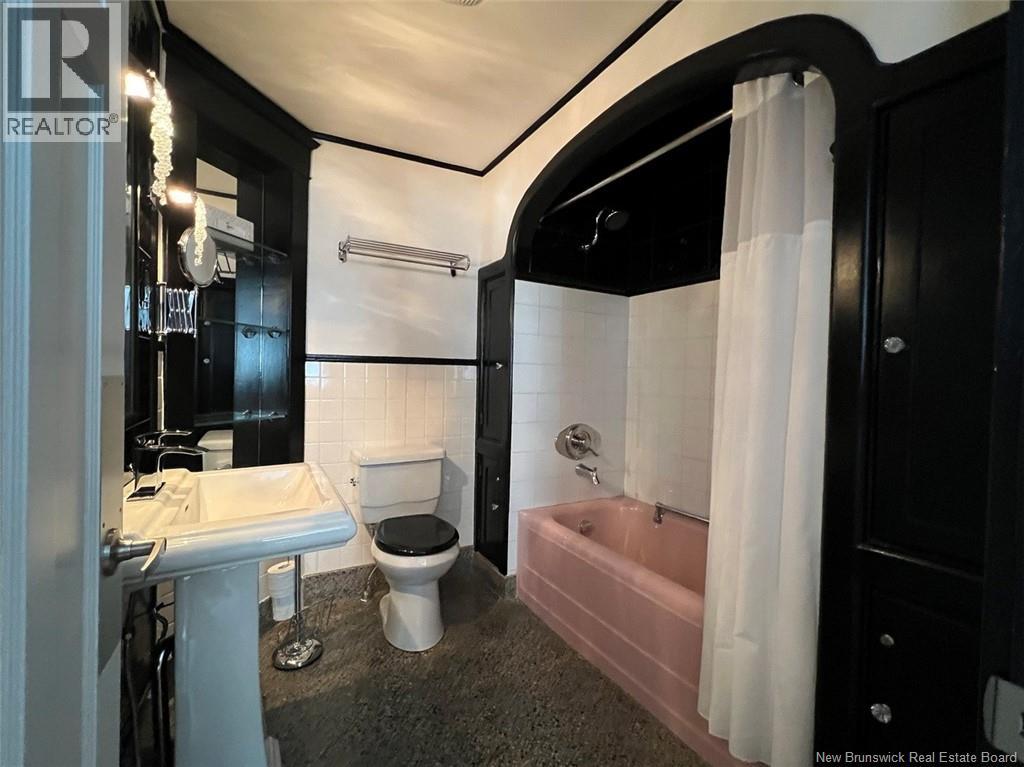 87 De L'Église Street, Edmundston, New Brunswick  E3V 1J6 - Photo 32 - NB135319