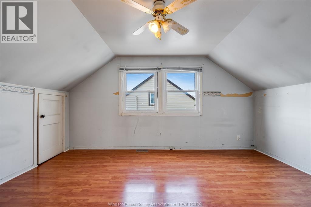 3759 Whitney, Windsor, Ontario  N9C 2C5 - Photo 15 - 26006464