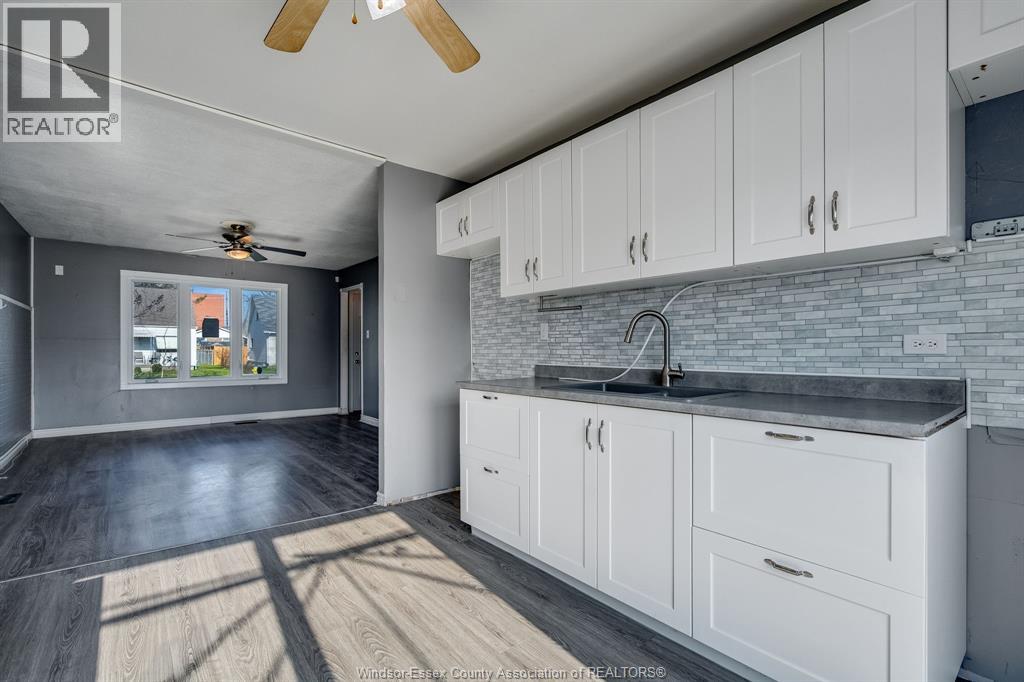 3759 Whitney, Windsor, Ontario  N9C 2C5 - Photo 7 - 26006464