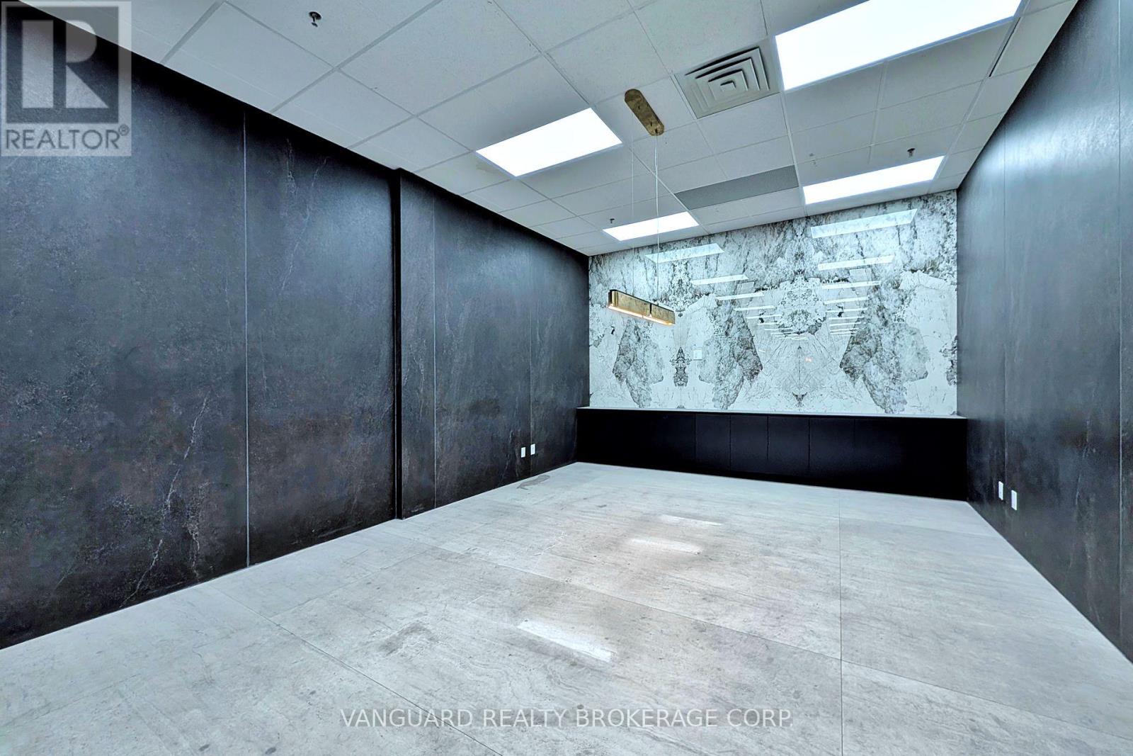 3 - 7941 Jane Street, Vaughan, Ontario  L4K 4L6 - Photo 8 - N12718084