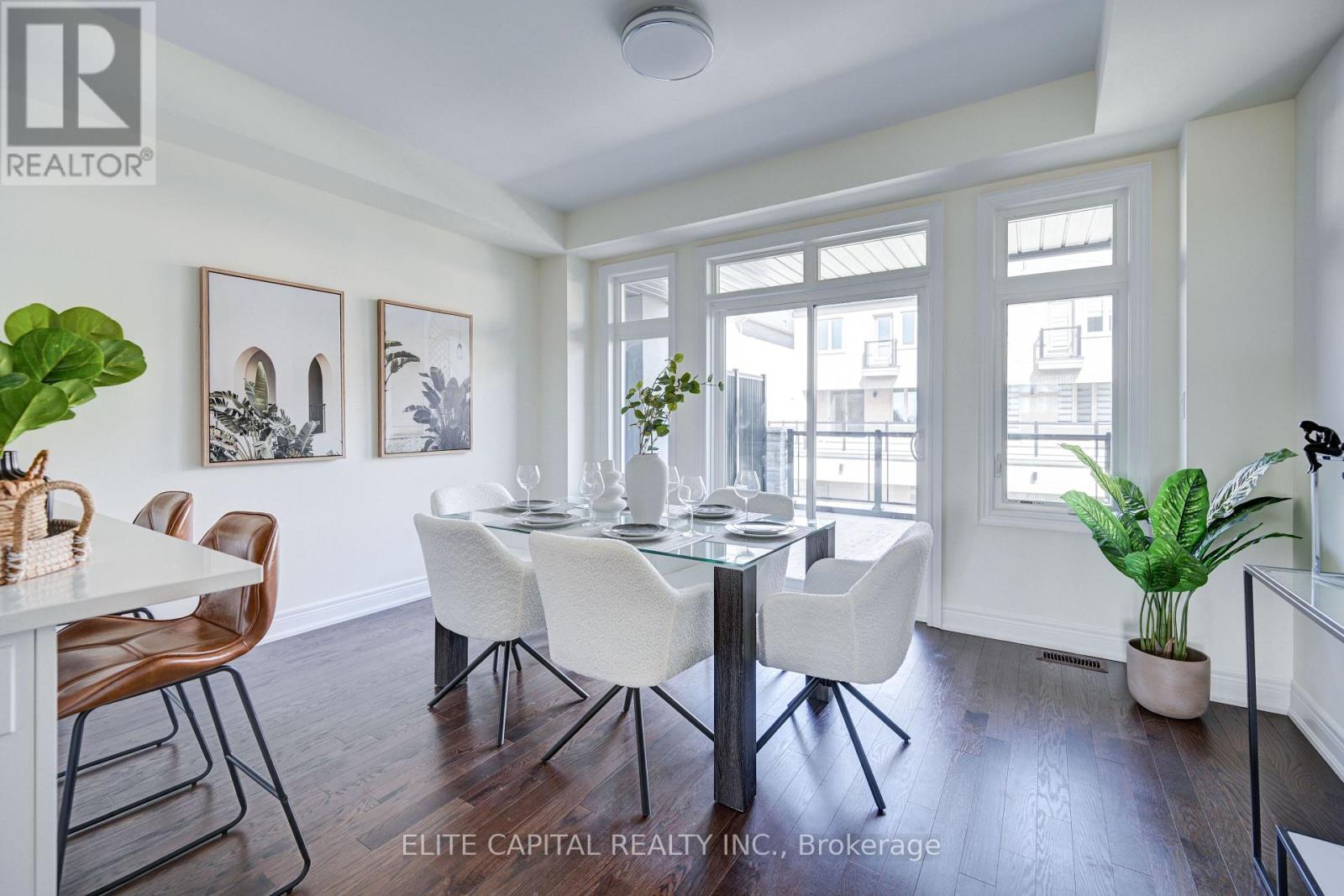 147 Berczy Green Drive, Markham, Ontario  L6C 3P5 - Photo 4 - N12860826