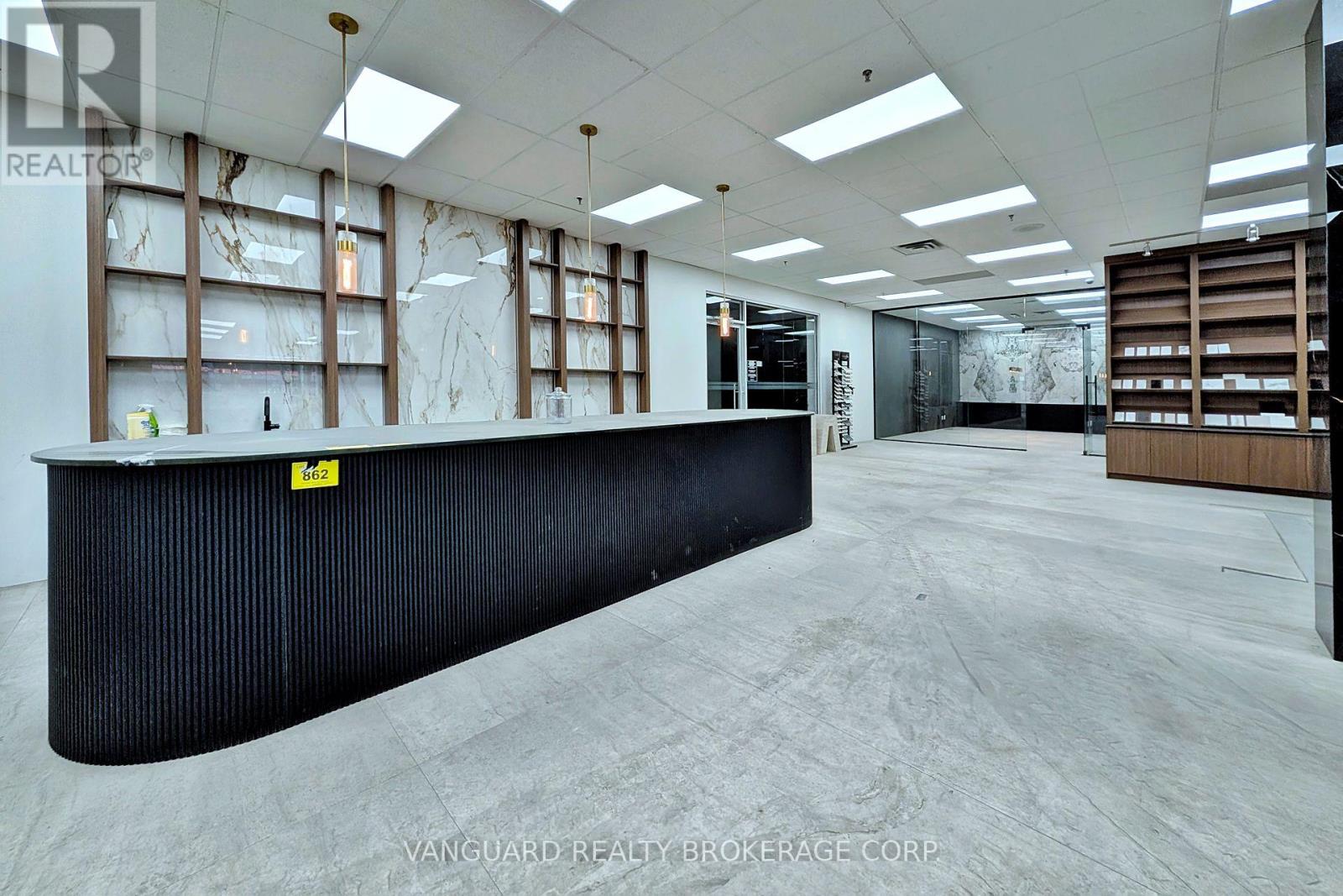 3 - 7941 Jane Street, Vaughan, Ontario  L4K 4L6 - Photo 7 - N12718084