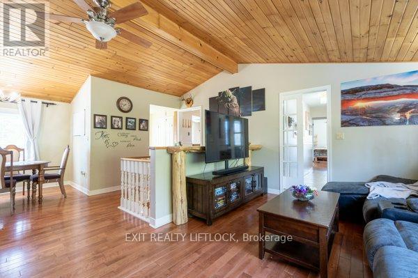 71 High Street, Clarington, Ontario  L1C 3B2 - Photo 3 - E12934334