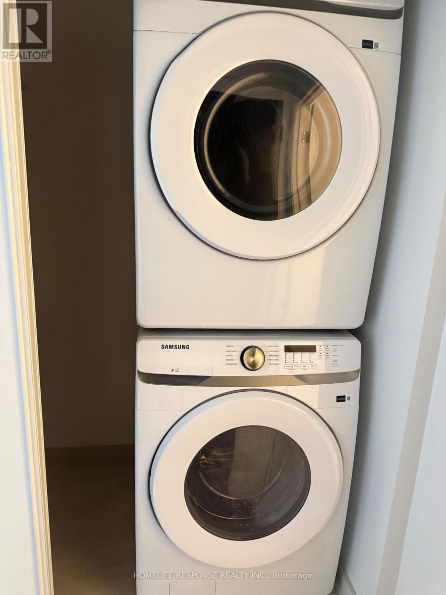 2502 - 2 Erskine Road, Mississauga (City Centre), Ontario  L5B 0S1 - Photo 6 - W12930592