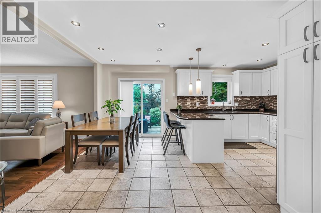 2371 Pathfinder Drive, Burlington, Ontario  L7L 6N8 - Photo 7 - 40816008