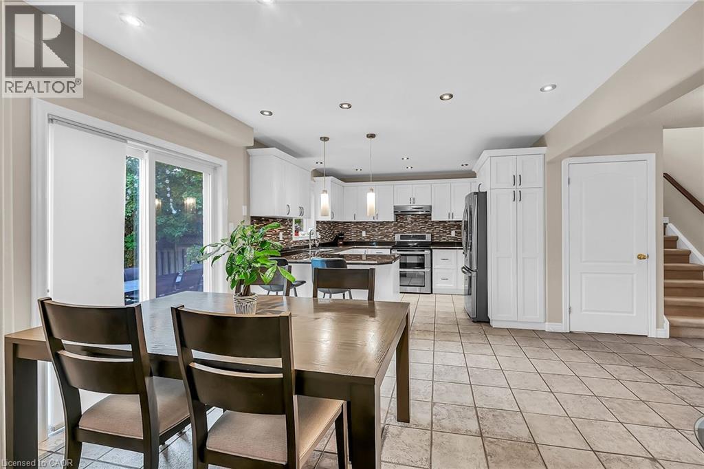 2371 Pathfinder Drive, Burlington, Ontario  L7L 6N8 - Photo 8 - 40816008