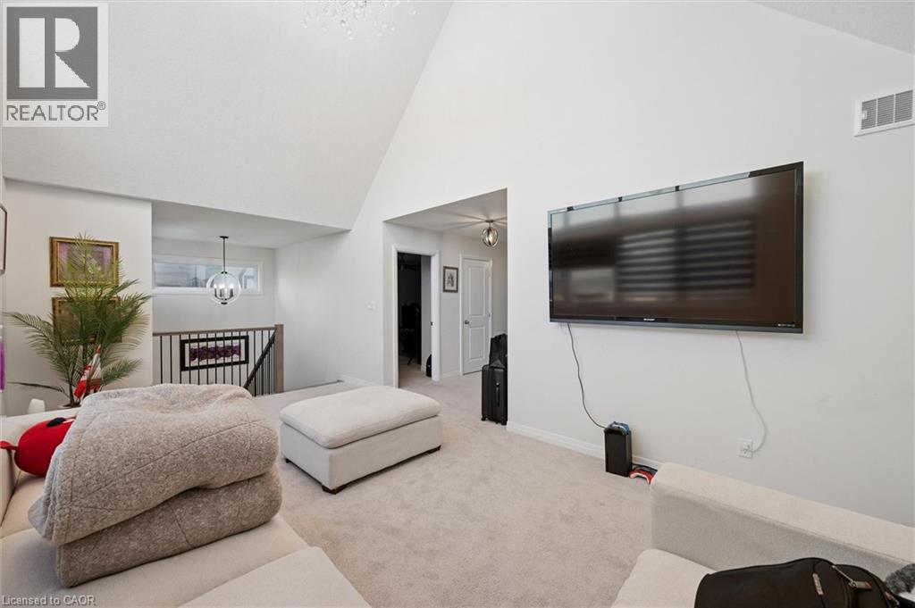 972 Stonecliffe Walk Unit# 18, Kitchener, Ontario  N2P 0K5 - Photo 36 - 40792292