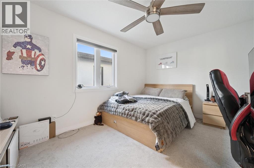 972 Stonecliffe Walk Unit# 18, Kitchener, Ontario  N2P 0K5 - Photo 39 - 40792292