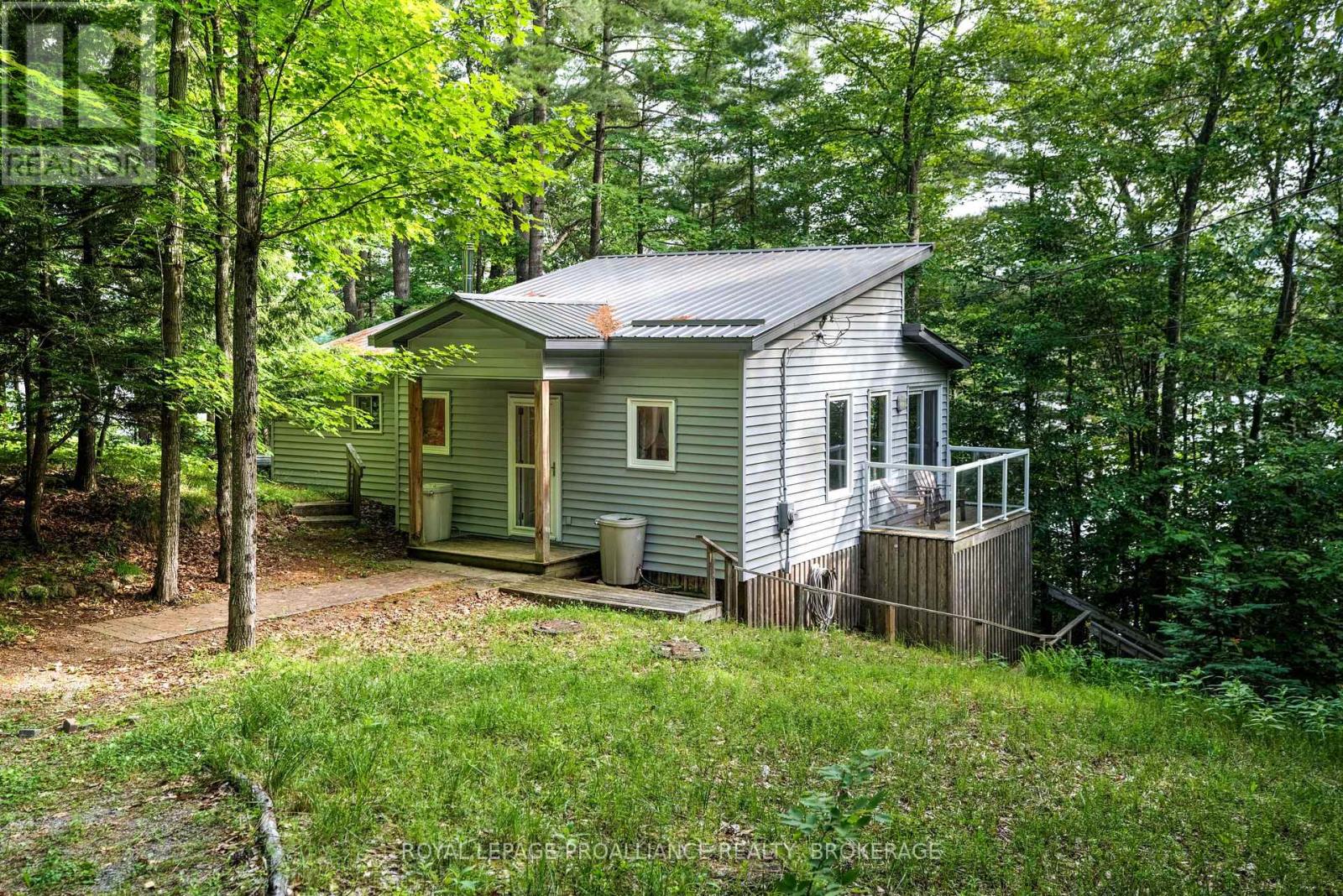 7 SCARLETT LANE, Rideau Lakes, Ontario